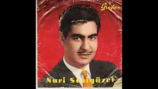 Nuri Sesigüzel - Gidenin Üçü Güzel Türküsü